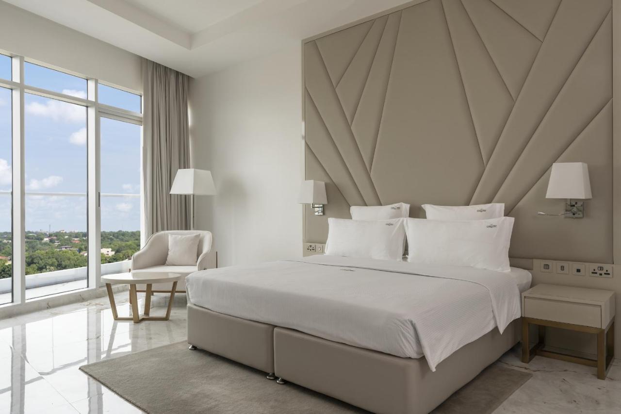 Pyramid Continental Hotel ジュバ エクステリア 写真
